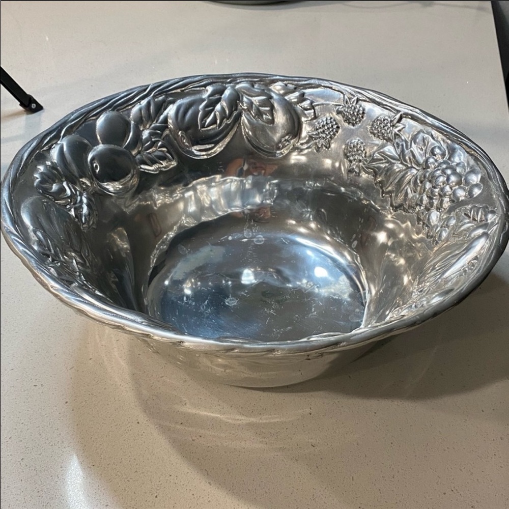 Napa Valley Noble Excellence Silver Fruit Bowl 🍉 - Picture 1 of 16